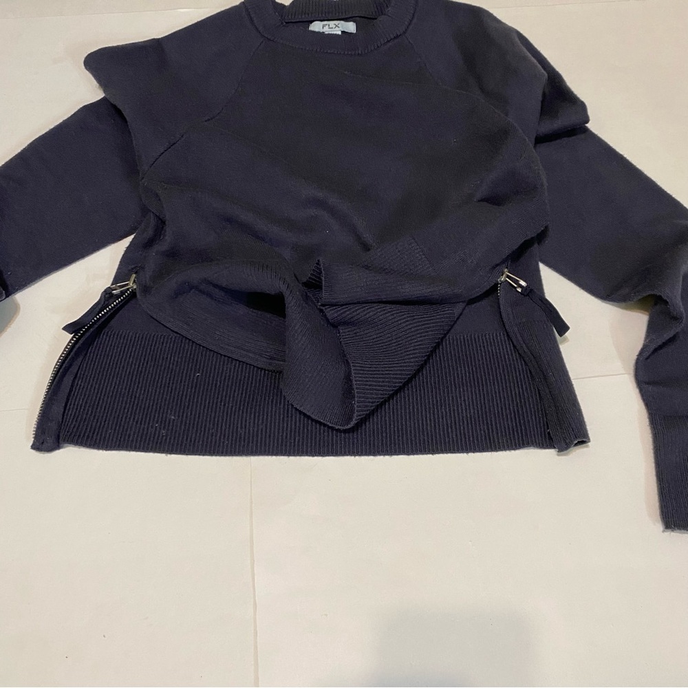 ⭐️FLX Navy Blue Women's Top - Picture 7 of 12